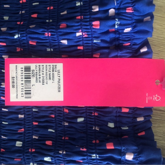 Lily Pulitzer Rivera Smocked Top size large NWT - Picture 3 of 5